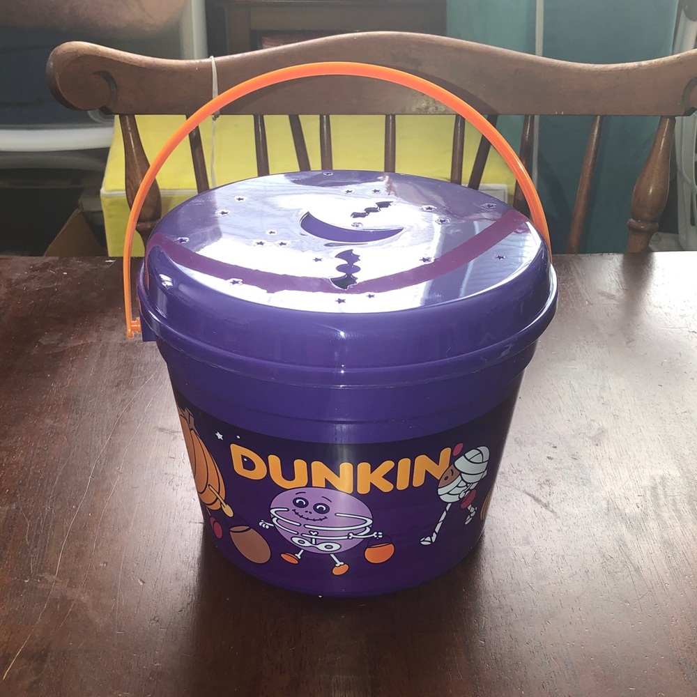 🎃 Dunkin' Halloween Candy Bucket with Handle